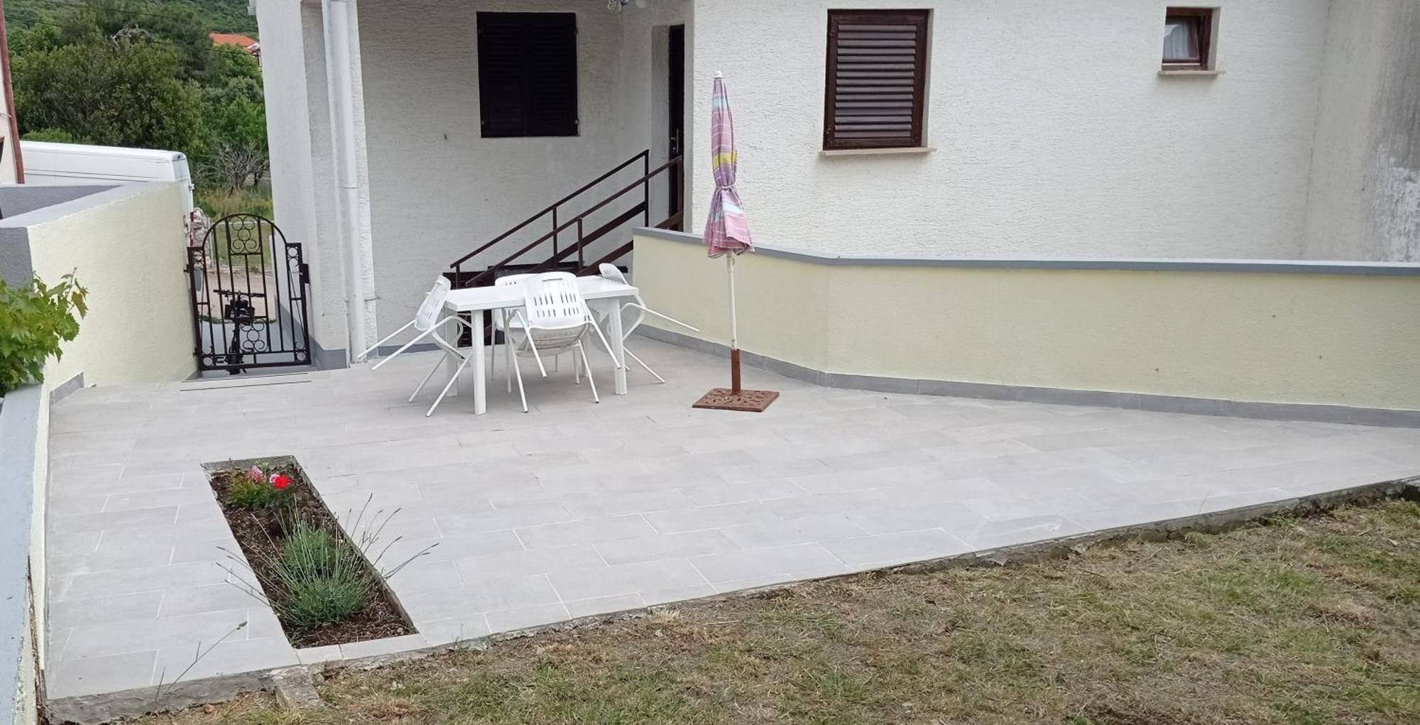 Apartments Tatjana Martinšćica Exteriör bild